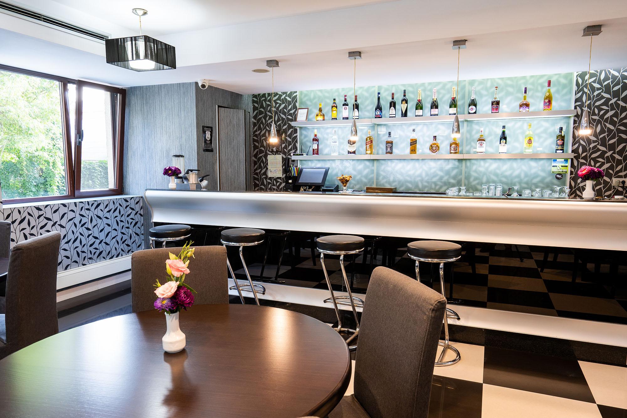 Hotel Parliament Bucureşti Ngoại thất bức ảnh