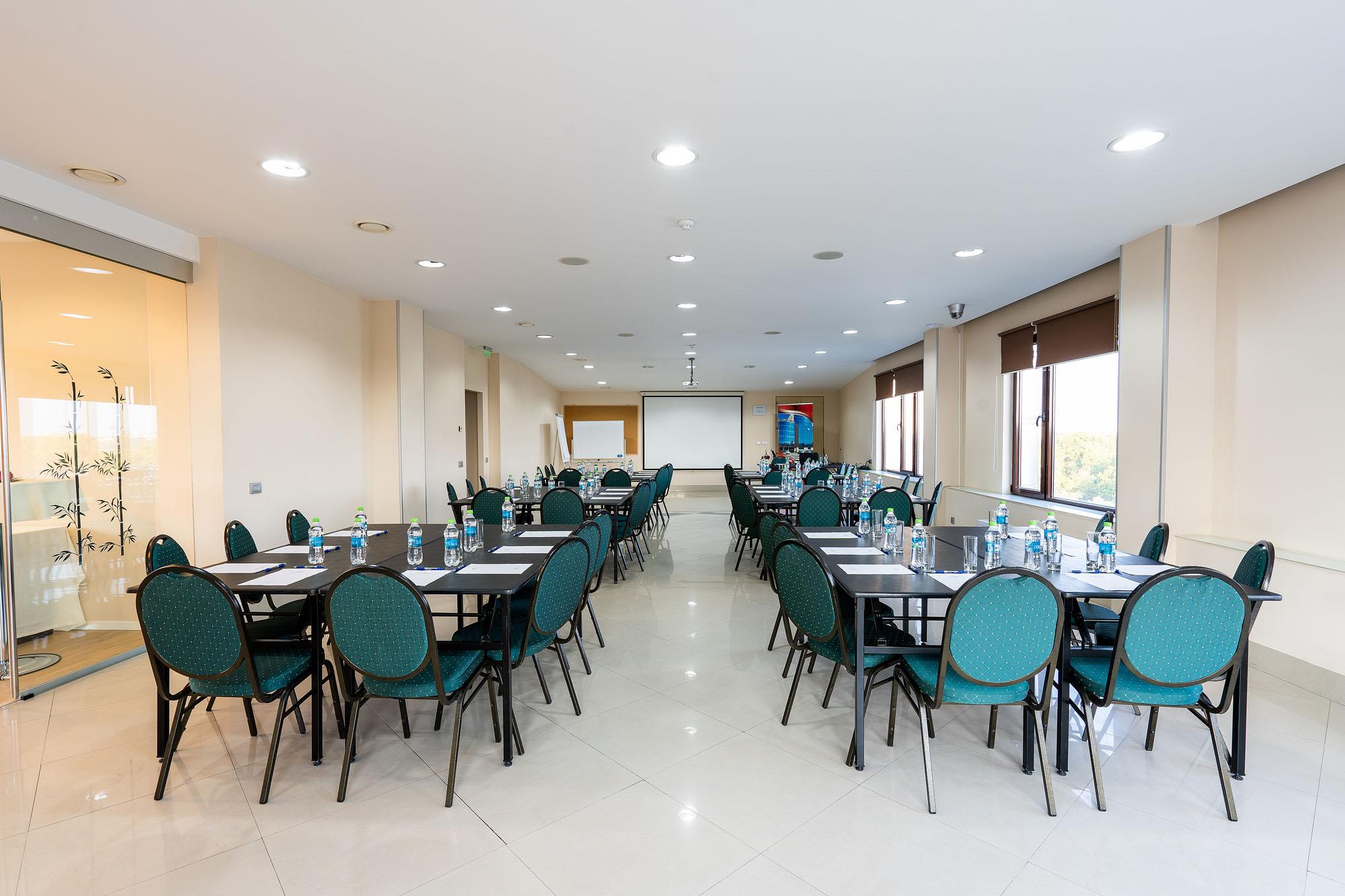 Hotel Parliament Bucureşti Ngoại thất bức ảnh