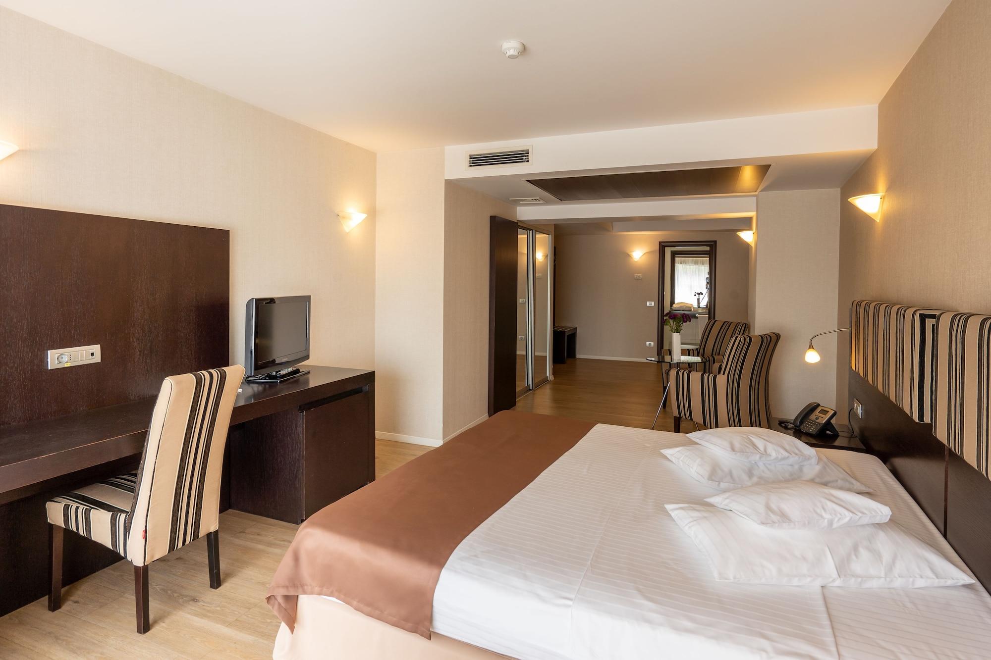 Hotel Parliament Bucureşti Ngoại thất bức ảnh