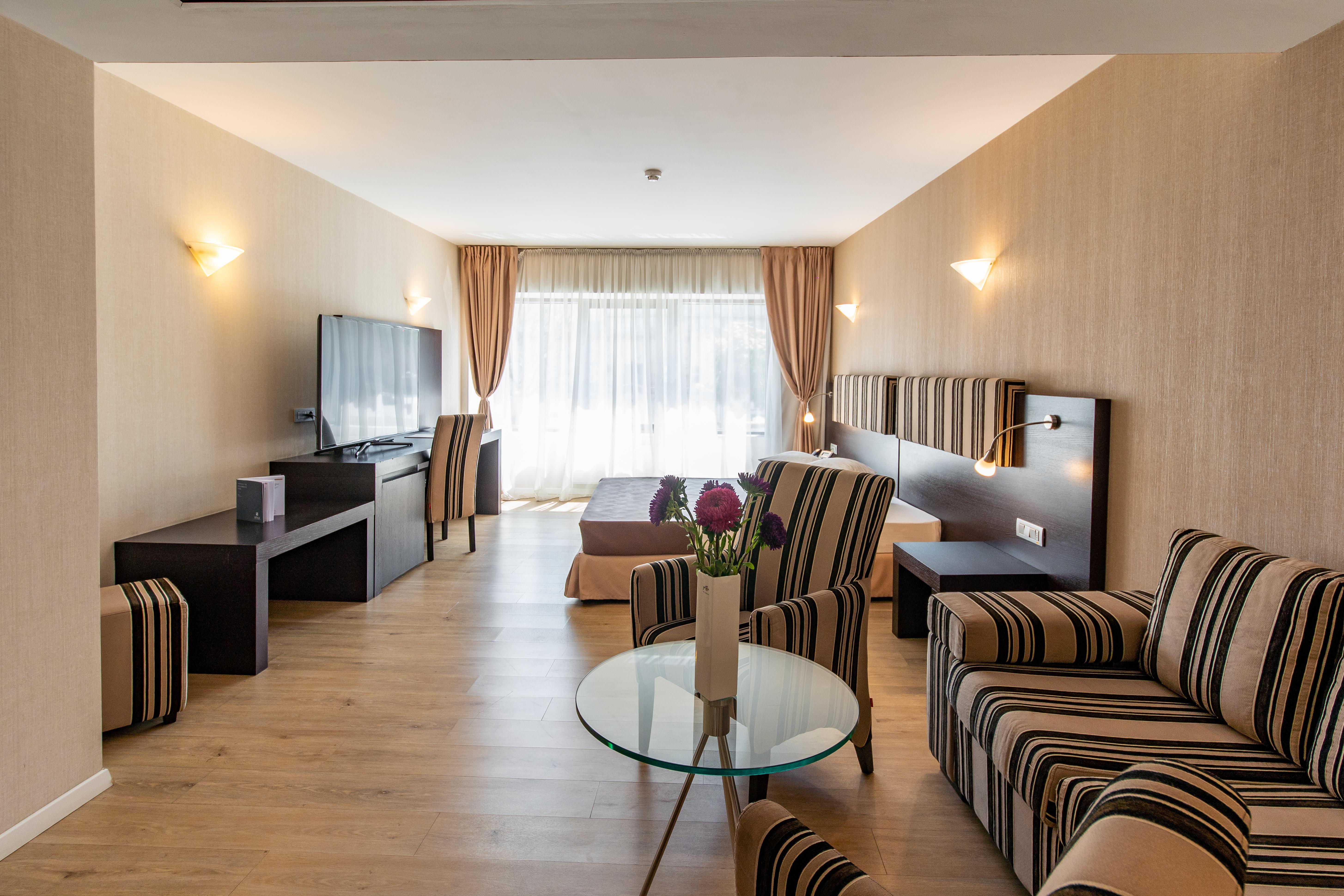 Hotel Parliament Bucureşti Ngoại thất bức ảnh