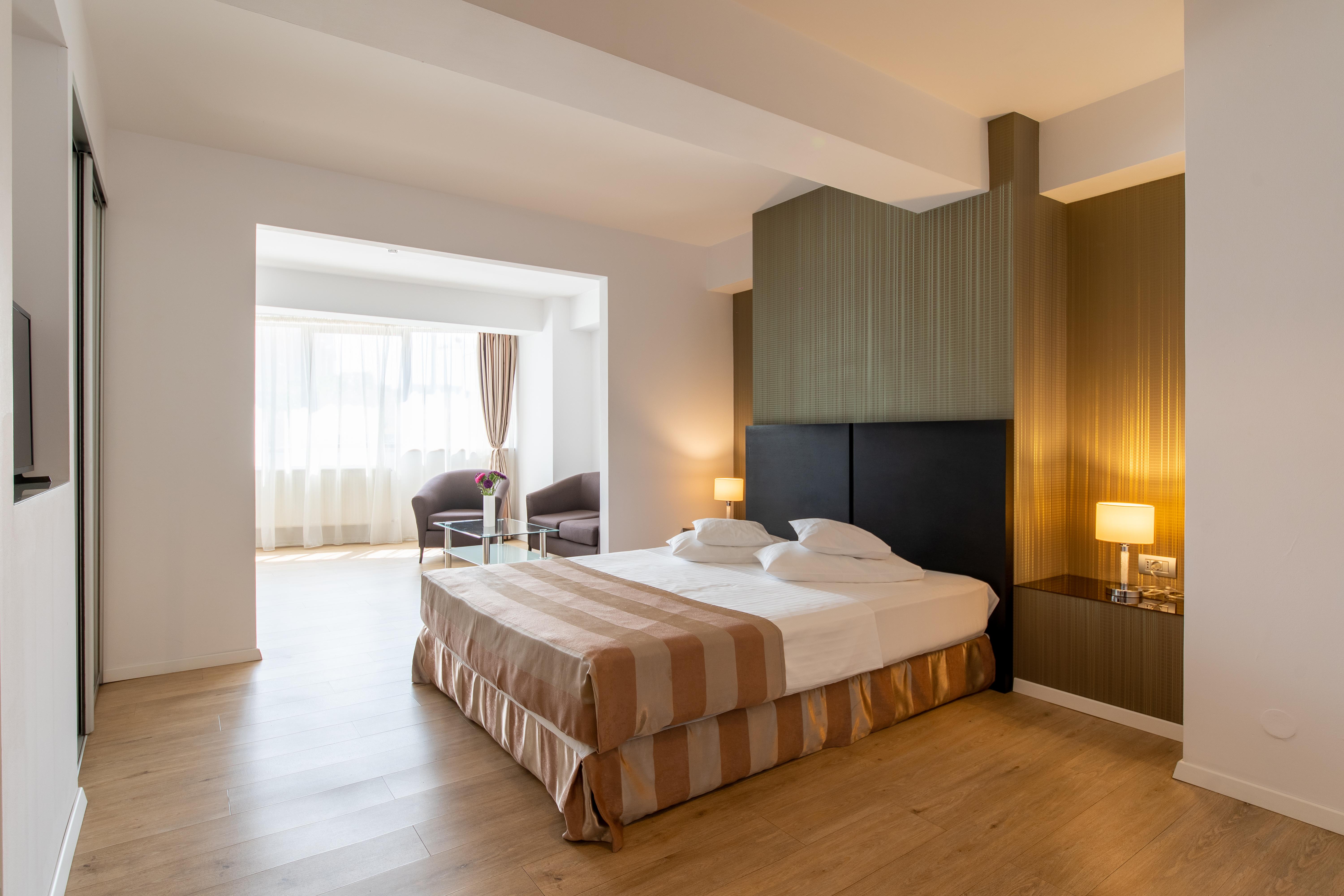 Hotel Parliament Bucureşti Ngoại thất bức ảnh