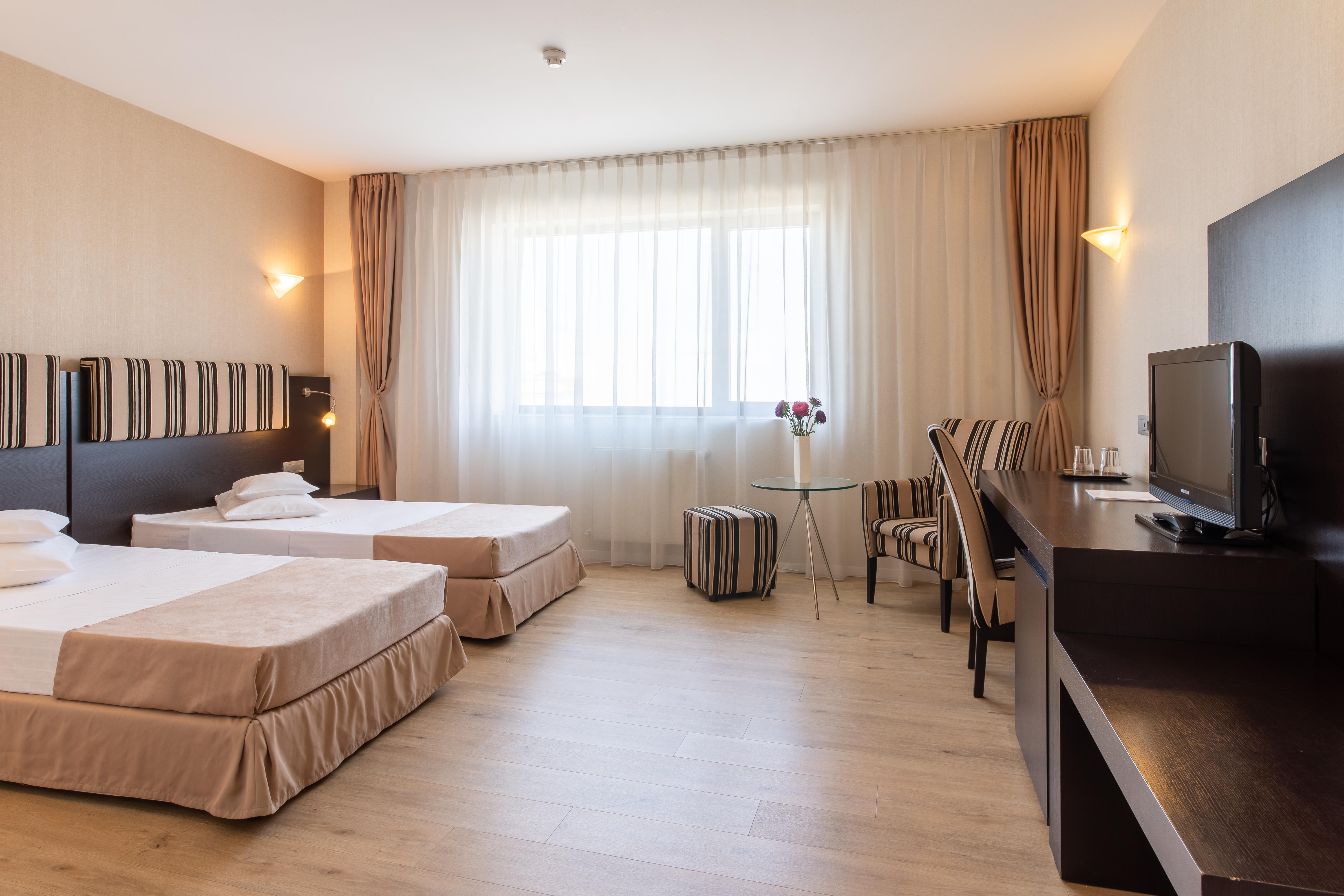 Hotel Parliament Bucureşti Ngoại thất bức ảnh